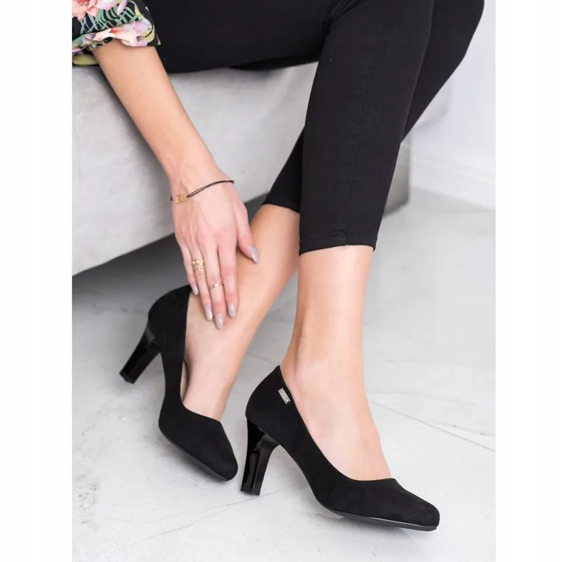 J. Star Casual pumps met hak zwart