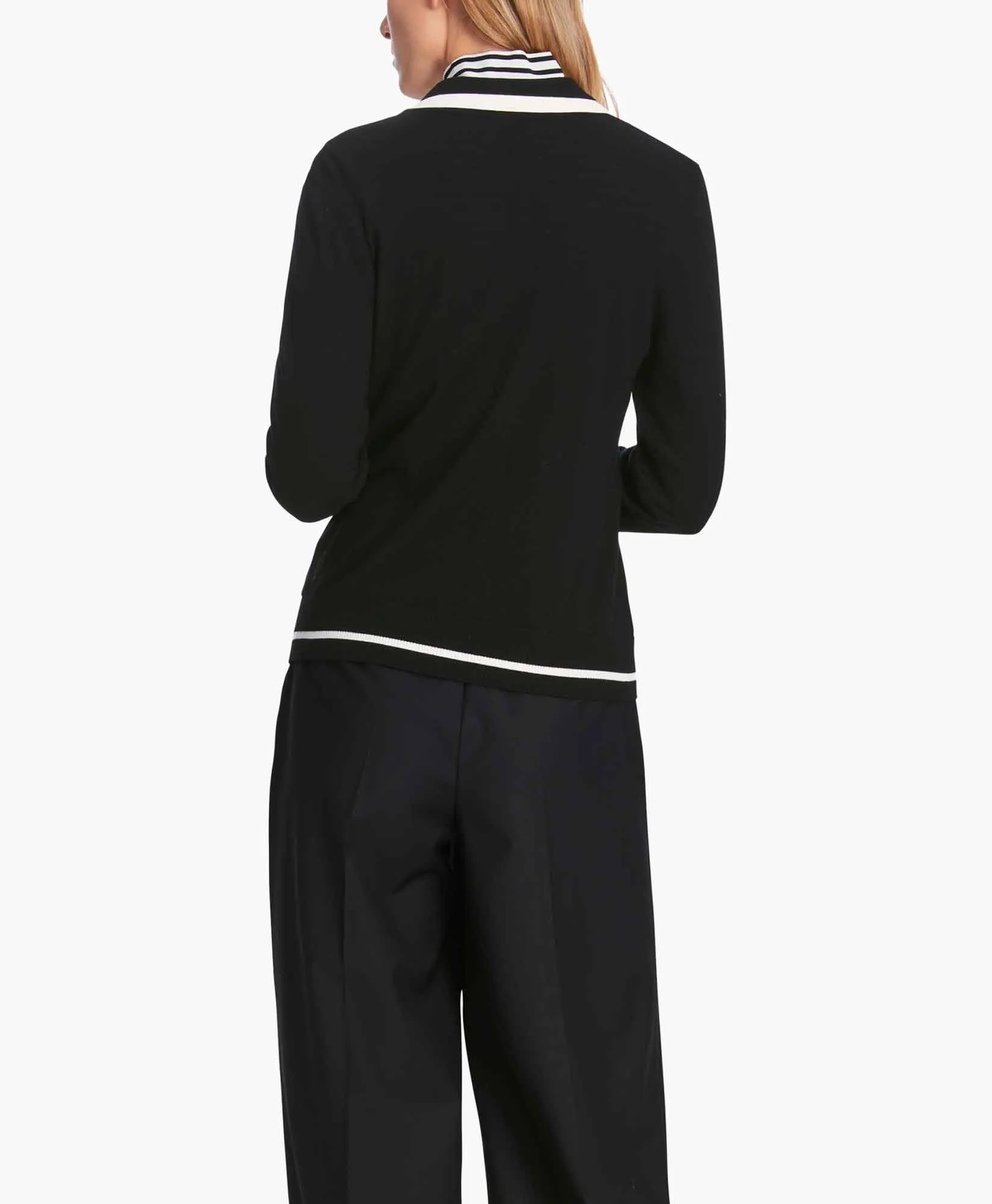 Marccain Sport Vest Xs 39.18 M81 Zwart